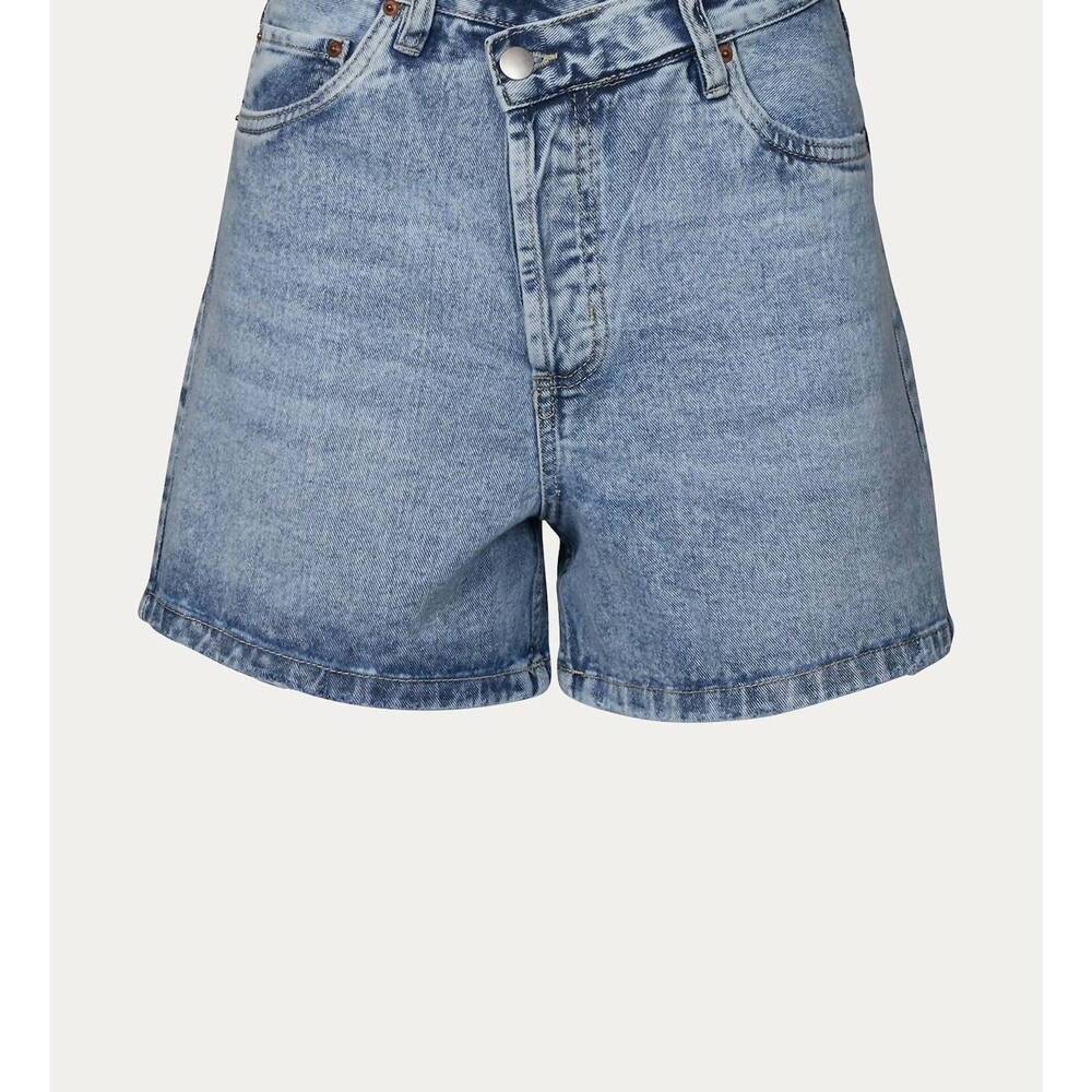 NEW RD STYLE criss cross high-waisted denim short in blue